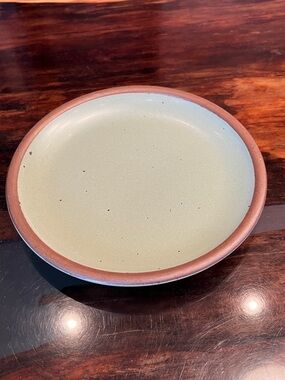 EAST FORK Cake Plate in retired LAMBS EAR